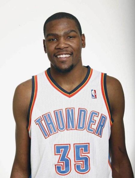 谁能突破？巴萨近8场欧冠只赢两场，法兰克福近7场欧战仅1胜（谁能止颓？巴萨近8场欧冠仅2胜，法兰克福近7场欧战仅1胜）