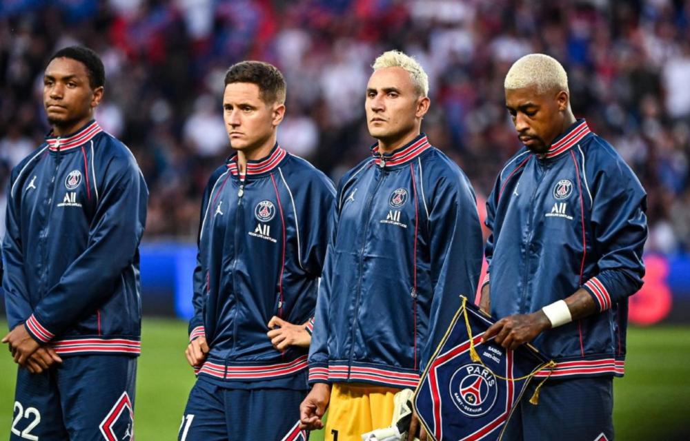 每体列足坛十大奇葩条款：博格坎普拒坐飞机；内马尔微笑条款（每体盘点足坛10大离奇条款：博格坎普拒乘飞机，内马尔微笑条款）