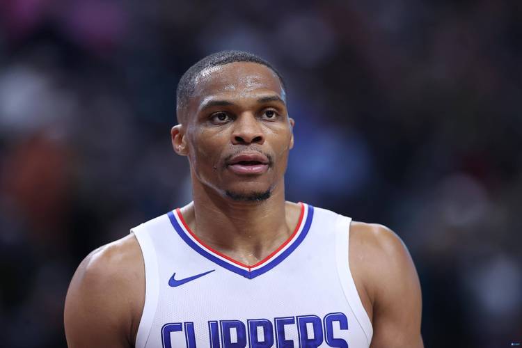 罗马诺：经检查巴尔韦德并无大碍，能出战接下来的比赛（罗马诺：检查显示巴尔韦德无大碍，将出战后续比赛）