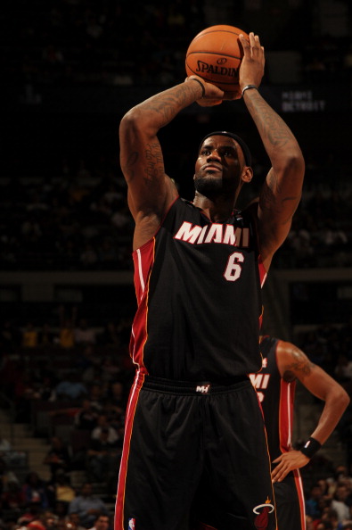 六台：国家德比之后，阿隆索让米利唐去找维尼修斯聊聊（六台：国家德比赛后，阿隆索让米利唐与维尼修斯沟通）